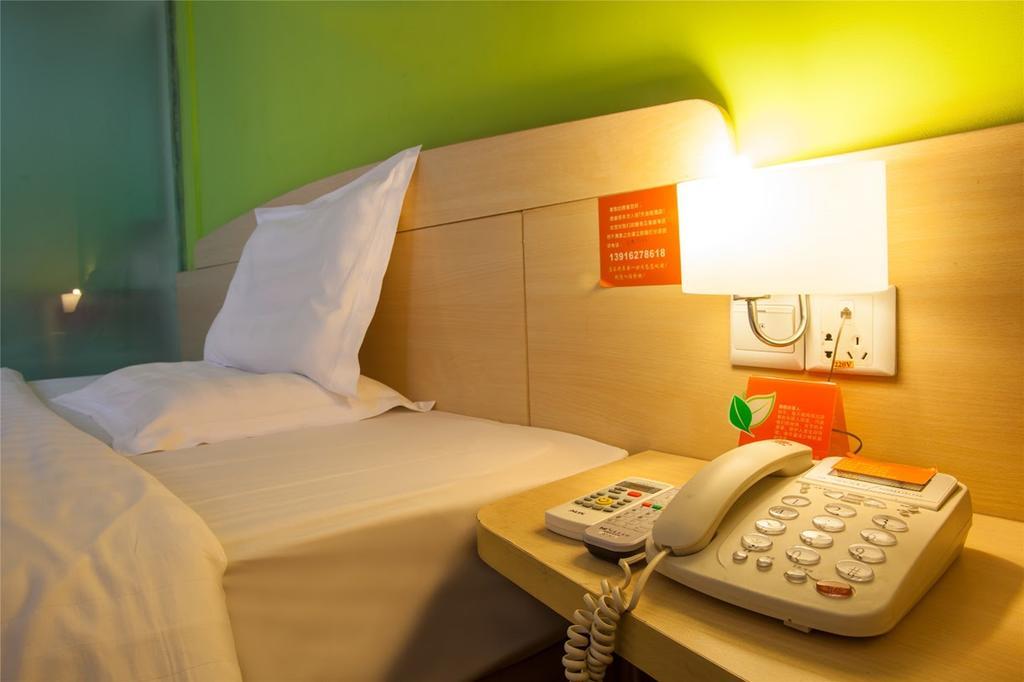 7Days Inn Foshan Dongfang Square Walmart Exteriör bild